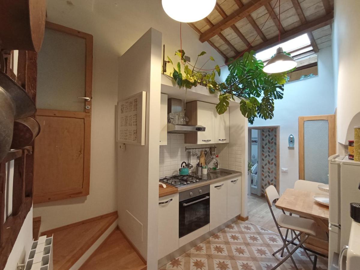 Апартаменты Tivoli Old Town - Casa Nel Quartiere Medioevale Экстерьер фото